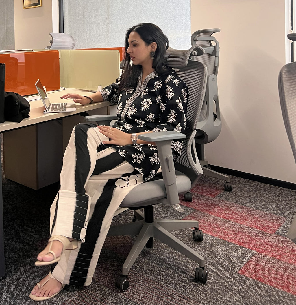 Monochrome Buti Kurta & Farshi Salwar Set